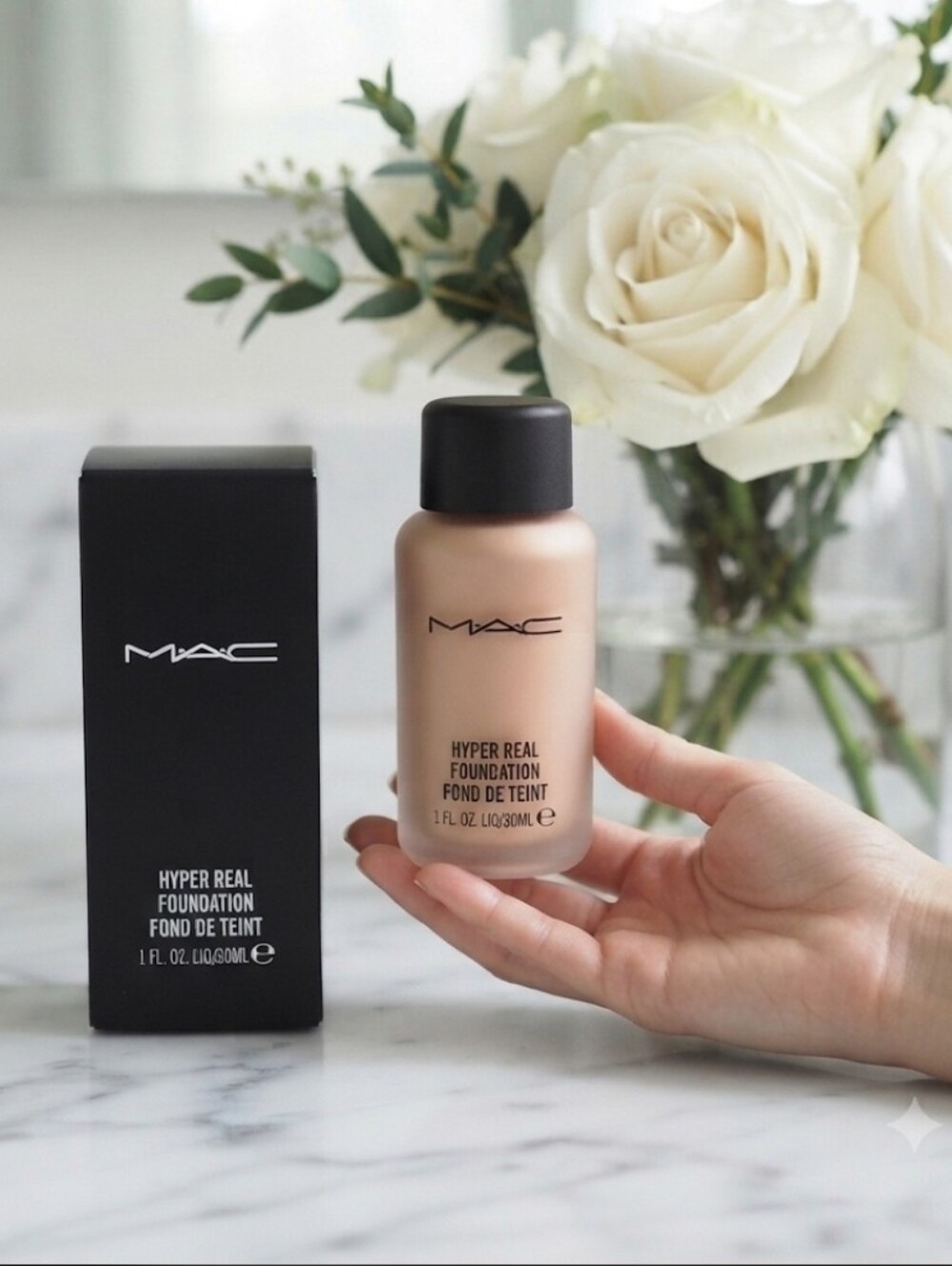 MAC Hyper Real Foundation - Bronze FX  ☆ RARE☆ - Picture 3 of 3